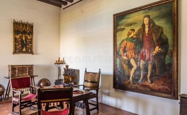 aa Guided Santo Domingo city tour, showcasing historic landmarks, vibrant streets, and colonial architecture, including key attractions like the Zona Colonial, Cathedral of Santa María la Menor, and local markets, offering an immersive exploration of the capital's rich cultural heritage.