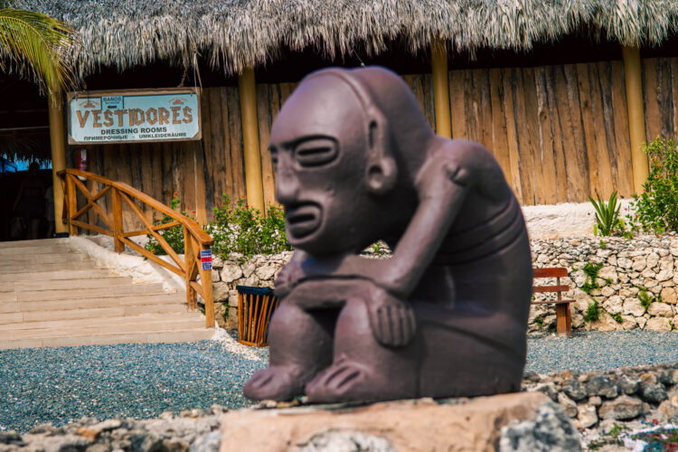 Vibrant Taíno Show performance, showcasing traditional dance, music, and colorful costumes that celebrate the culture and history of the indigenous Taíno people of the Caribbean.