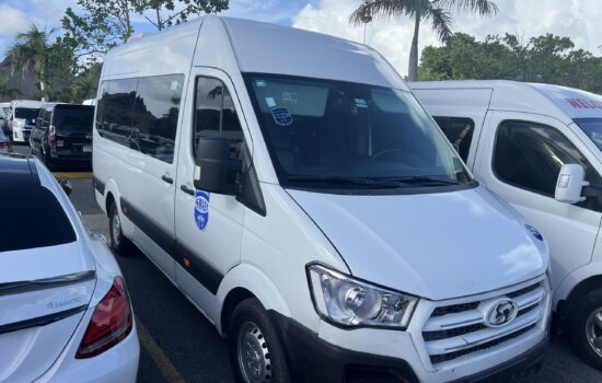 Comfortable airport transfer vehicle in Punta Cana, providing seamless transportation for travelers from the airport to their hotel or resort.